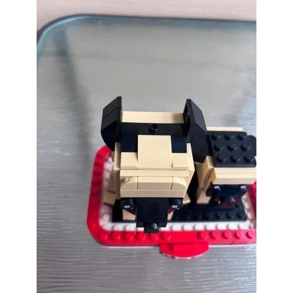 Lego Brickheadz German Shepherd and German Shepherd puppy